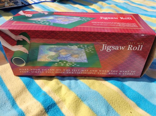 Jigsaw puzzle roll - jigsaw, up